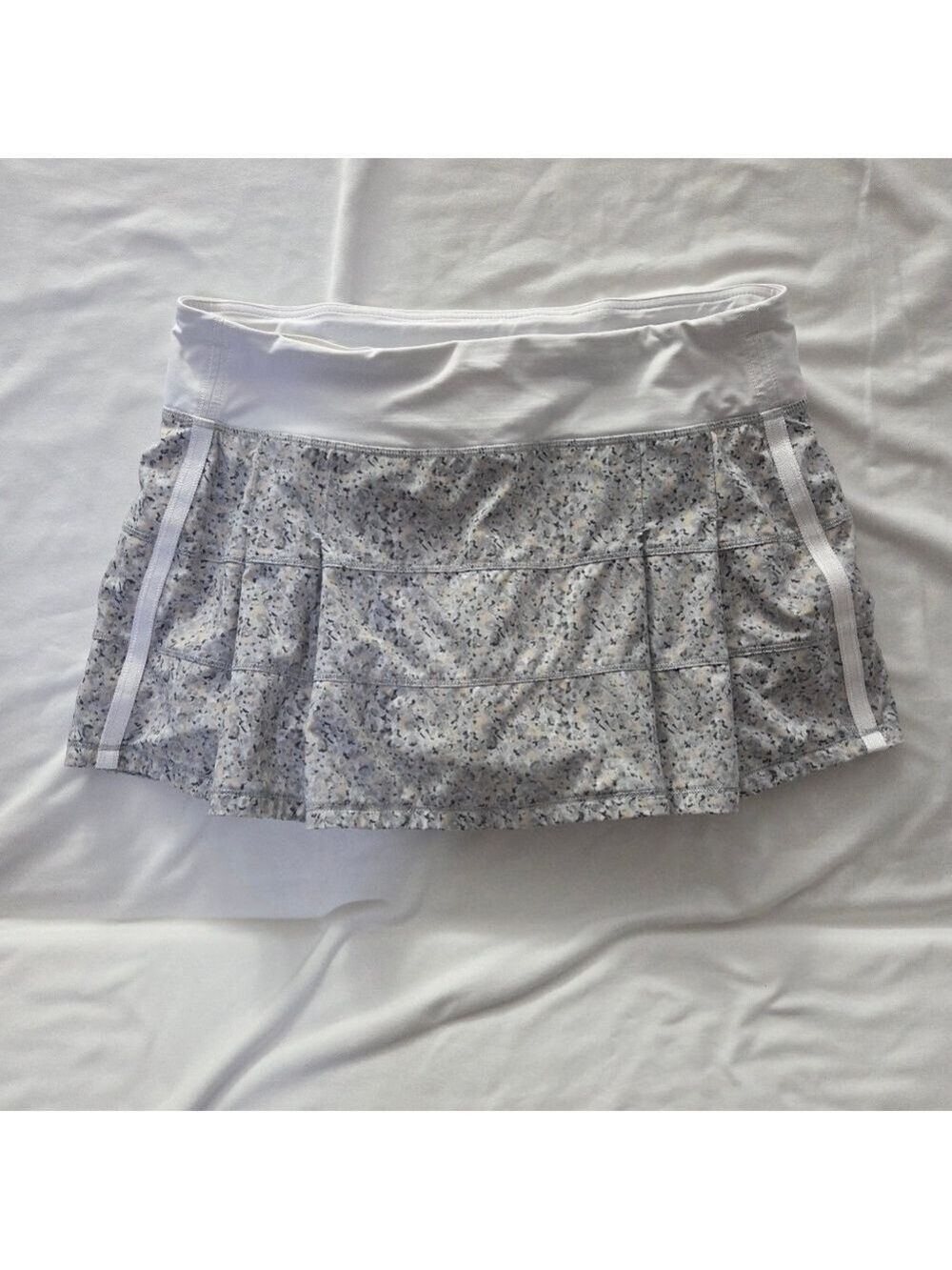 Lululemon Tiered Athletic Skirt Built In Short Floral Print Size 8 With Pockets